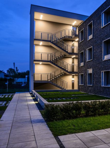  APARTEMENTY Z OGRODU - 2015 - 2017